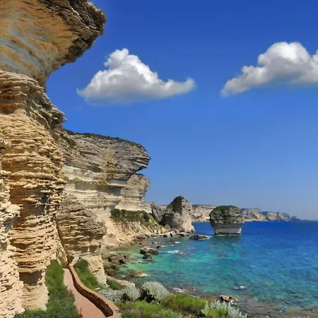 Holiday home Mit Meerblick- 500m Bis Zum By Interhome